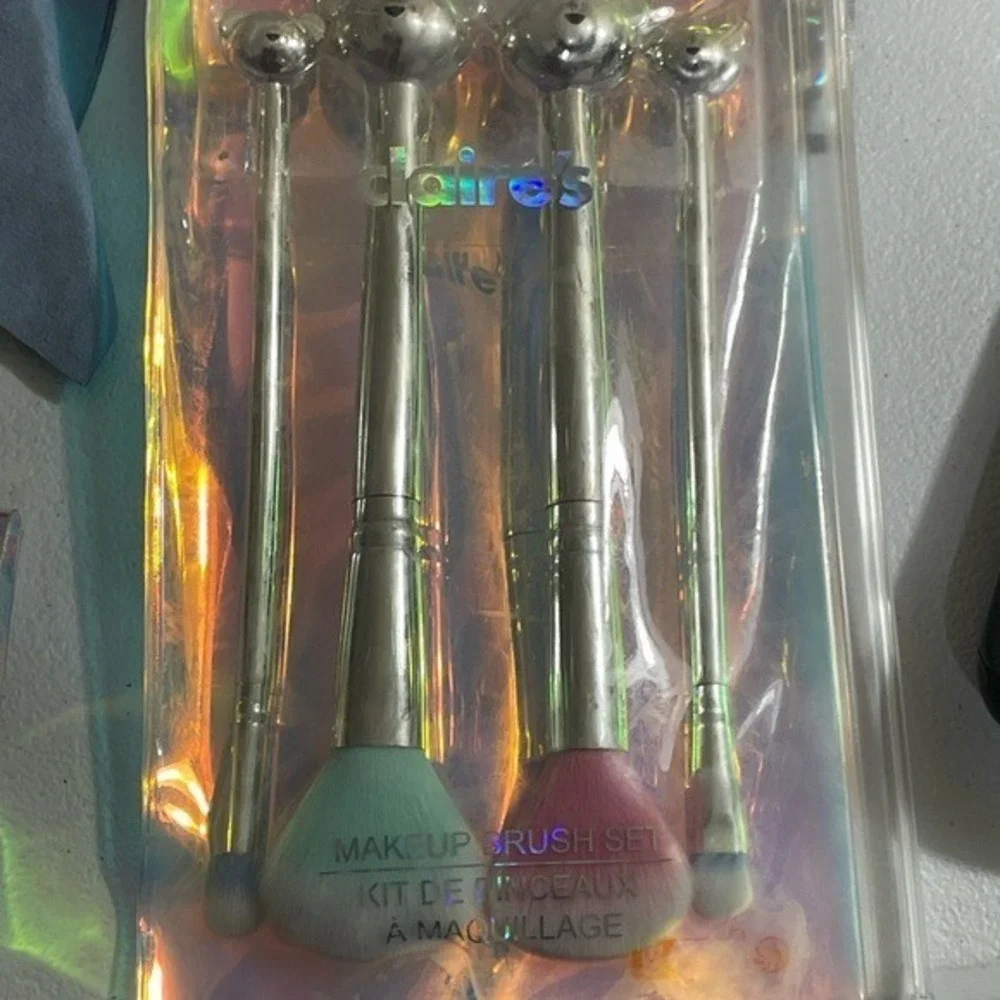 Claire's Stylish Hair Accessories‎ & Jewelry Bundle